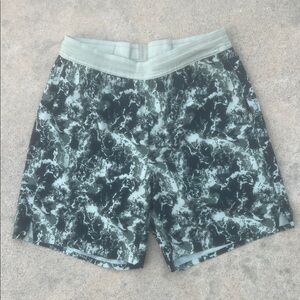 ROARK Men's Green/Black Camo Lined Running Training Nylon Shorts Size S